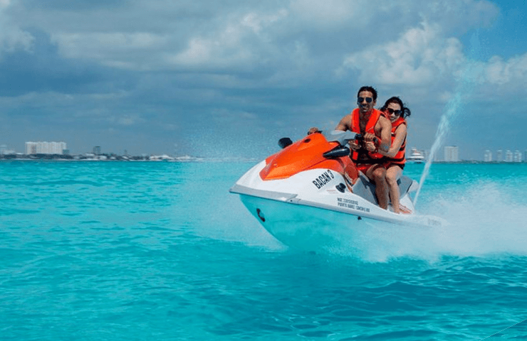 Moto acuaticas Wave runner